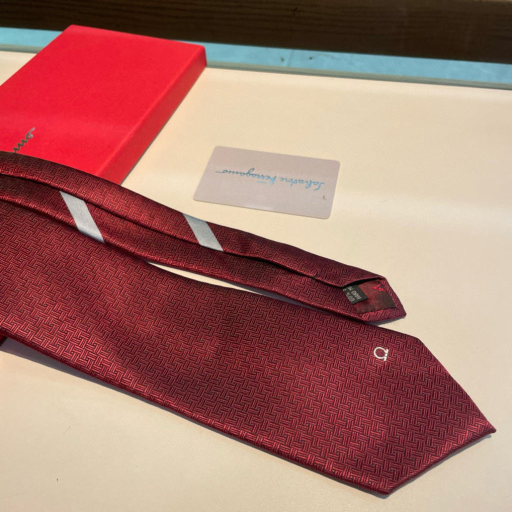 Ferragamo Style Men's Gancini Silk Tie - Detail Image 6