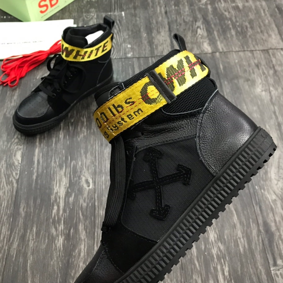 OFF-Whlte Arrow Logo Leather Sneakers #38 4-Bar