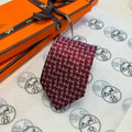 Hermes Style Men's Houndstooth Pattern Silk Tie - Detail Image 2