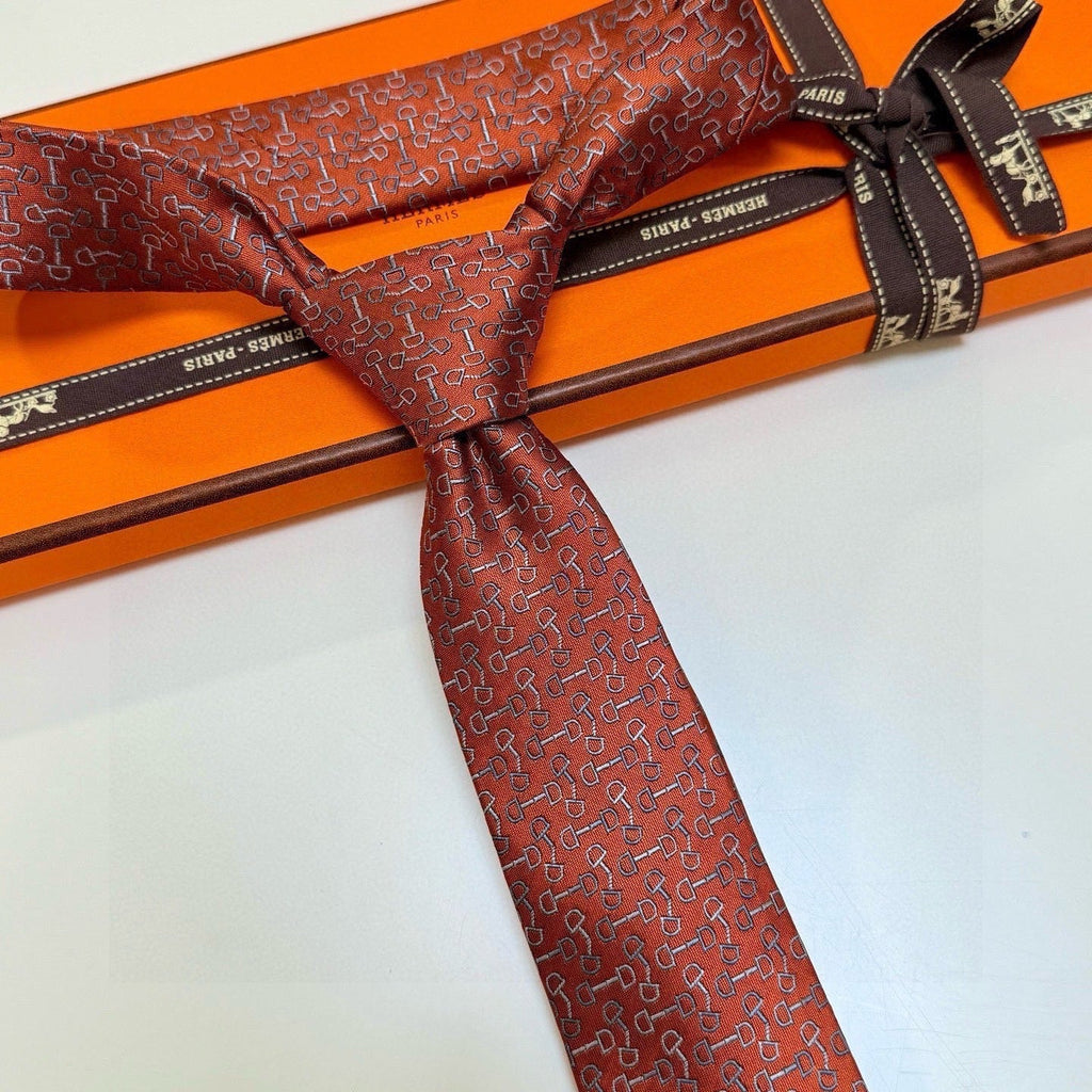 Hermes Style Men's Equestrian Motif Silk Tie - Detail Image 7