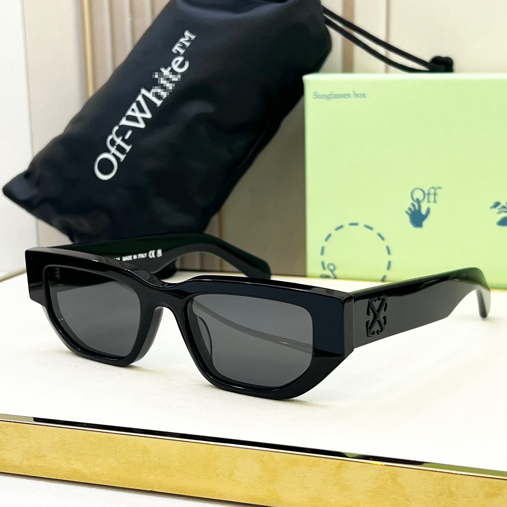 OFF-Whlte Arrow logo sunglasses#115 4-Bar