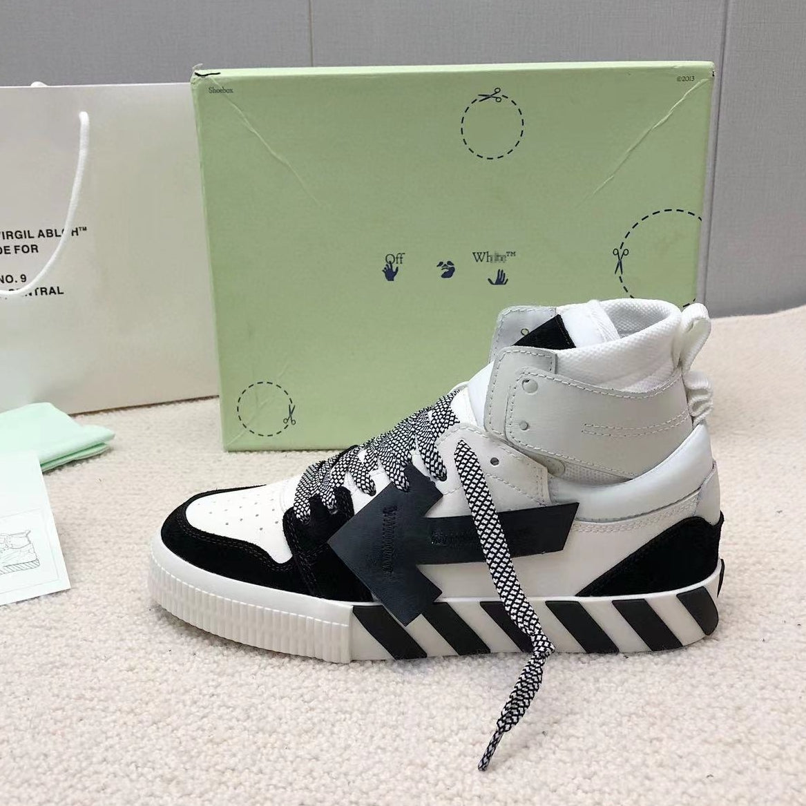 OFF-Whlte sneakers #47 4-Bar