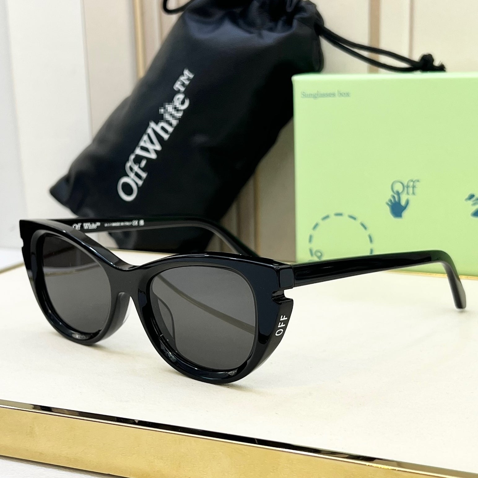 OFF-Whlte Arrow logo sunglasses#097 4-Bar