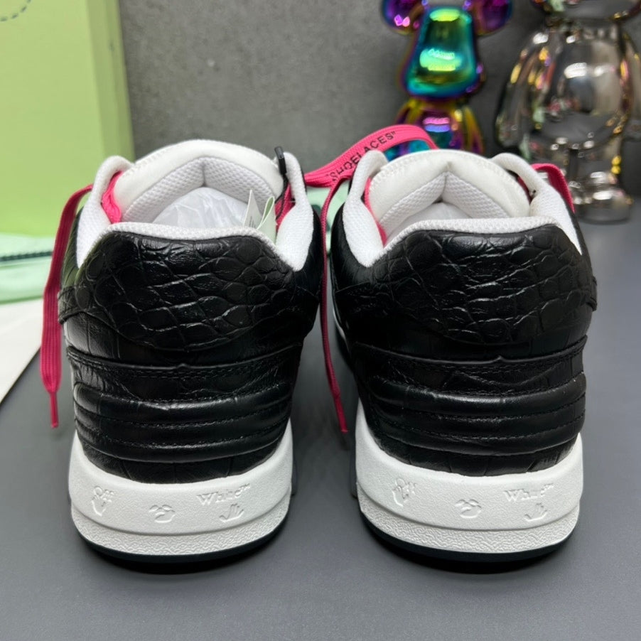 OFF-Whlte Arrow Logo Leather Sneakers #41 4-Bar