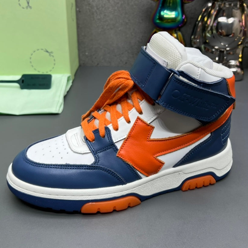 OFF-Whlte Arrow Logo Leather Sneakers #35 4-Bar