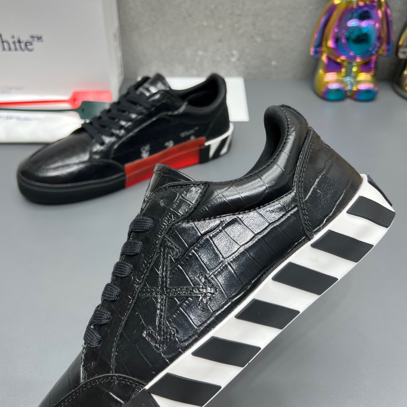OFF-Whlte Arrow leather sneakers#36 4-Bar
