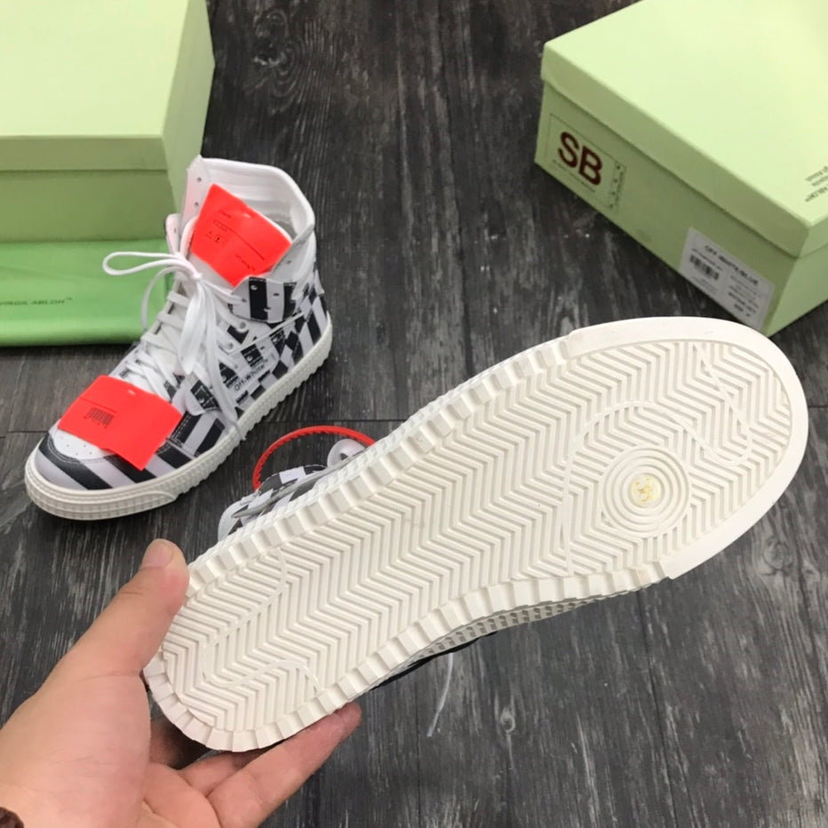 OFF-Whlte Arrow Logo Leather Sneakers #43 4-Bar