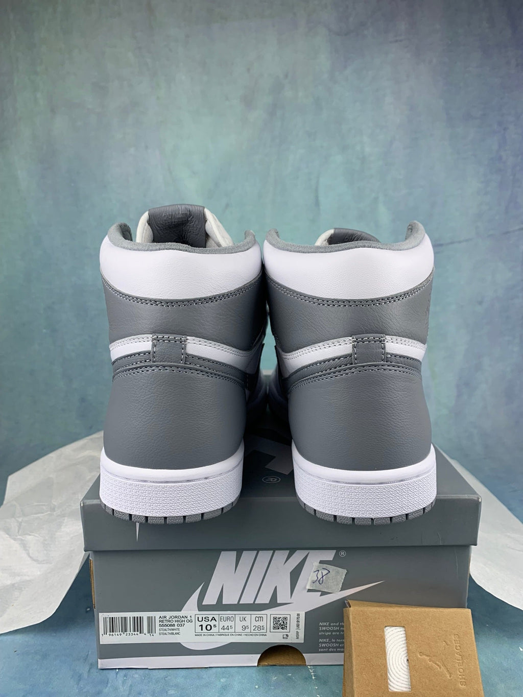 Air Jordan 1 High White/Grey Goat 555088-037 Unisex Sneakers detail view 5