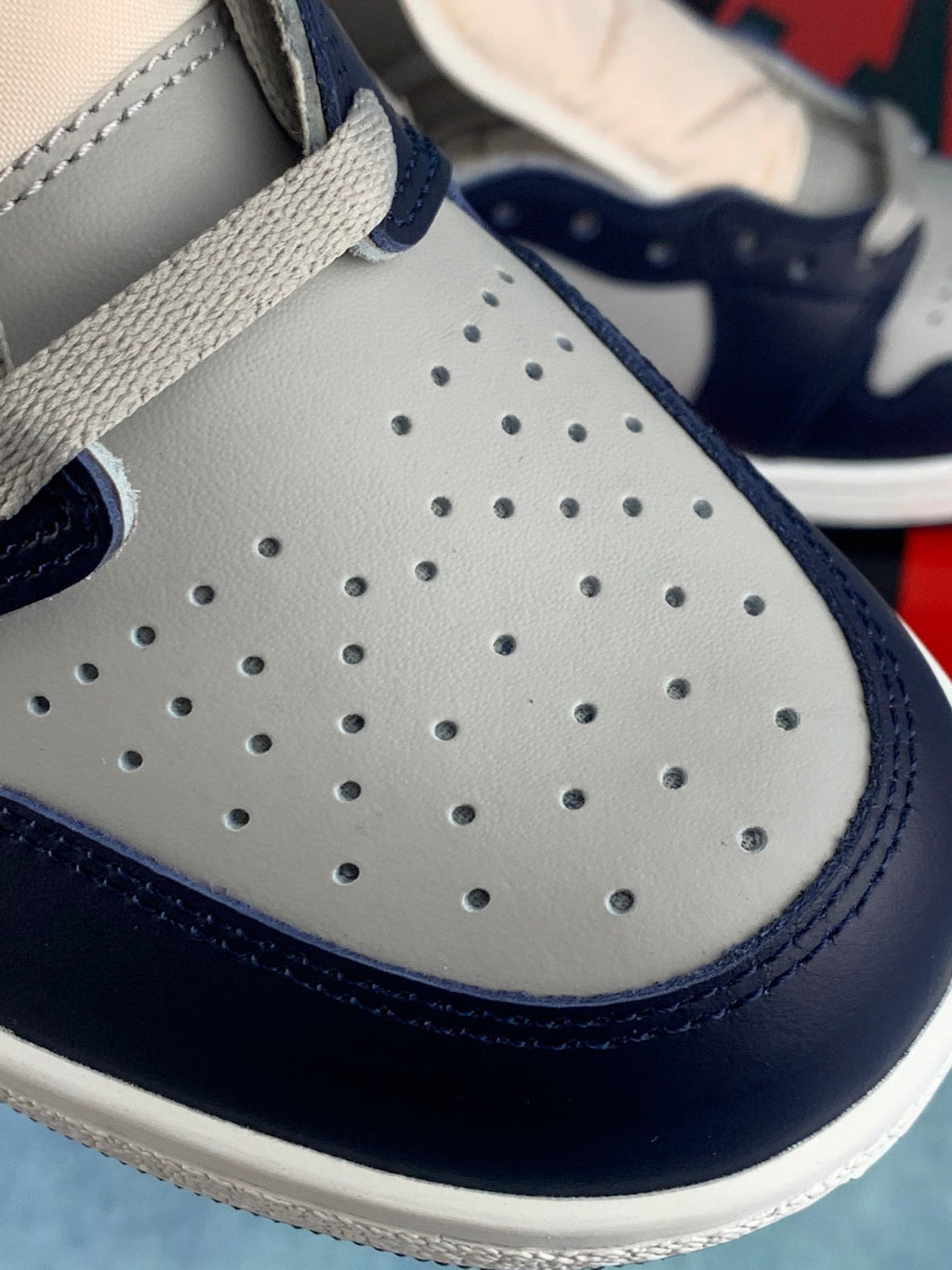 Air Jordan 1 High - Unisex Sneakers Style 24 detail view 6