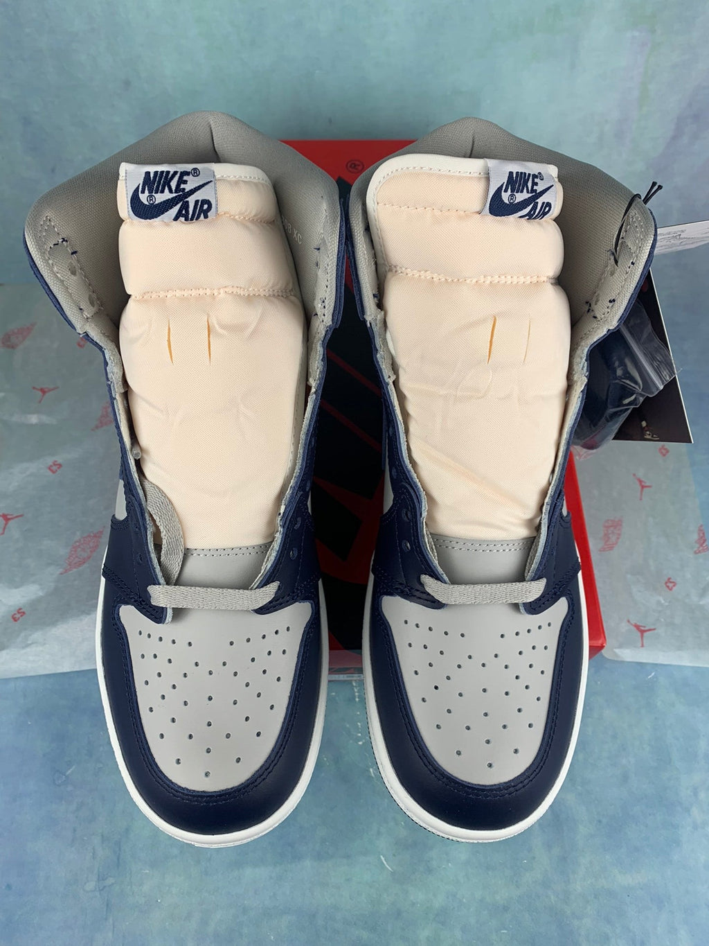 Air Jordan 1 High - Unisex Sneakers Style 24 detail view 4