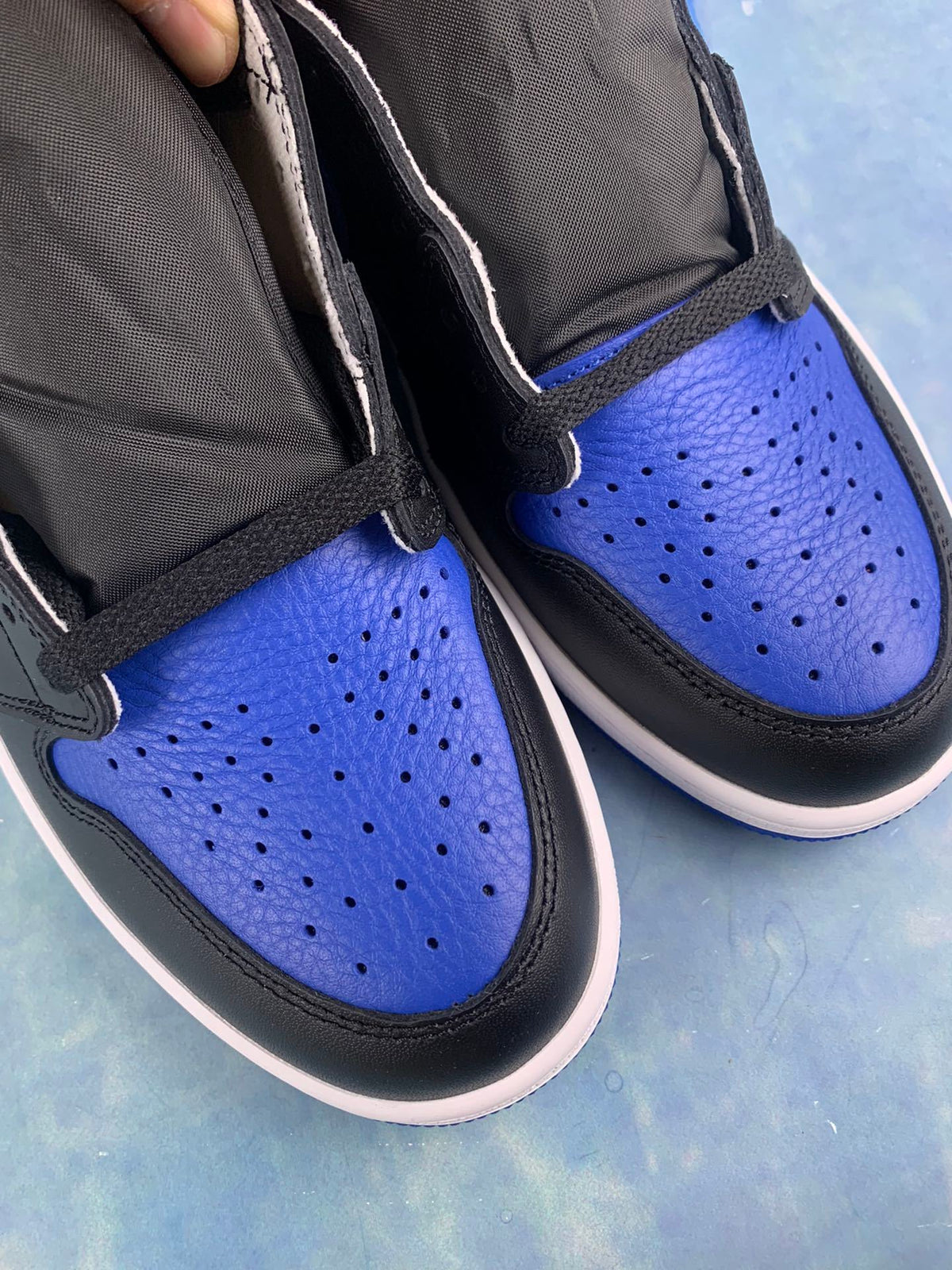 Air Jordan 1 High Royal 555088-007 Unisex Sneakers detail view 7