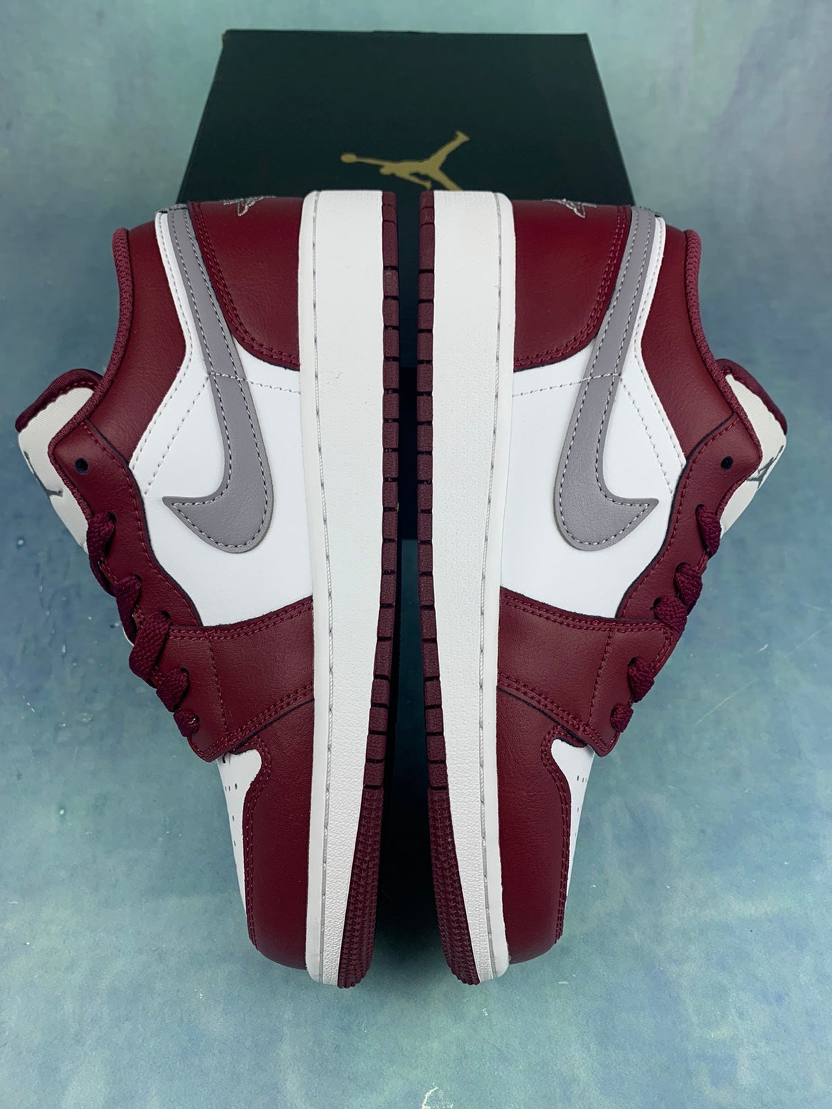 Air Jordan 1 Low Team Red/Metallic Silver 553558-615 Unisex Sneakers detail view 3