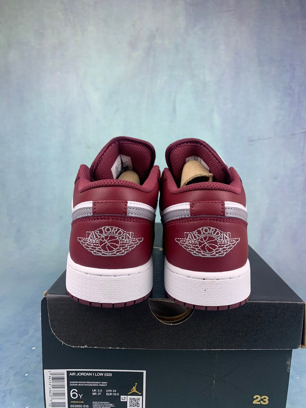 Air Jordan 1 Low Team Red/Metallic Silver 553558-615 Unisex Sneakers detail view 6