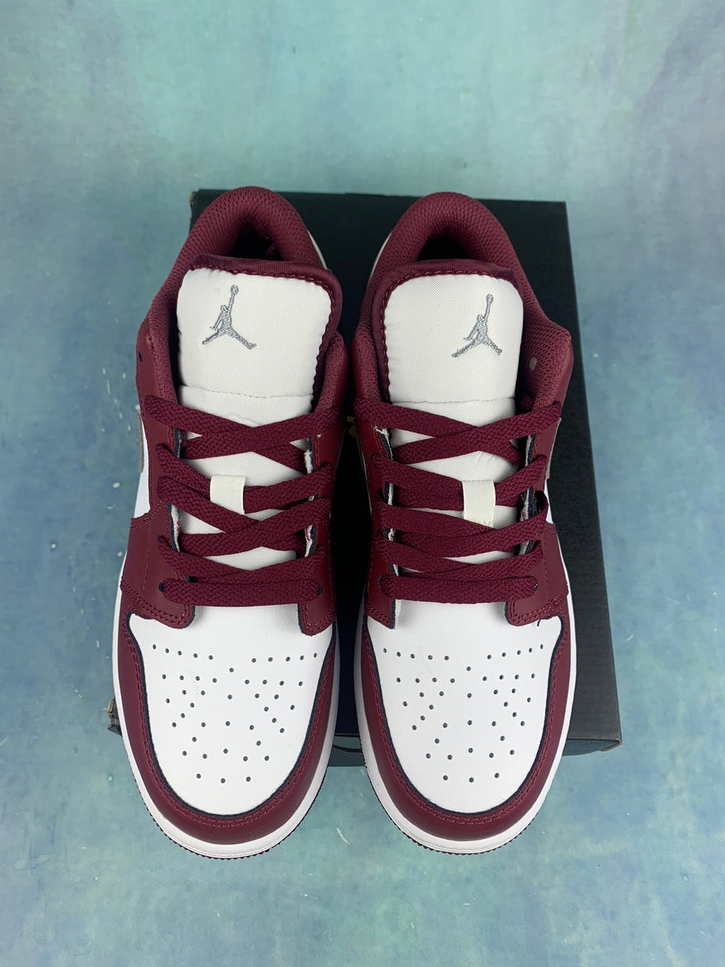 Air Jordan 1 Low Team Red/Metallic Silver 553558-615 Unisex Sneakers detail view 4
