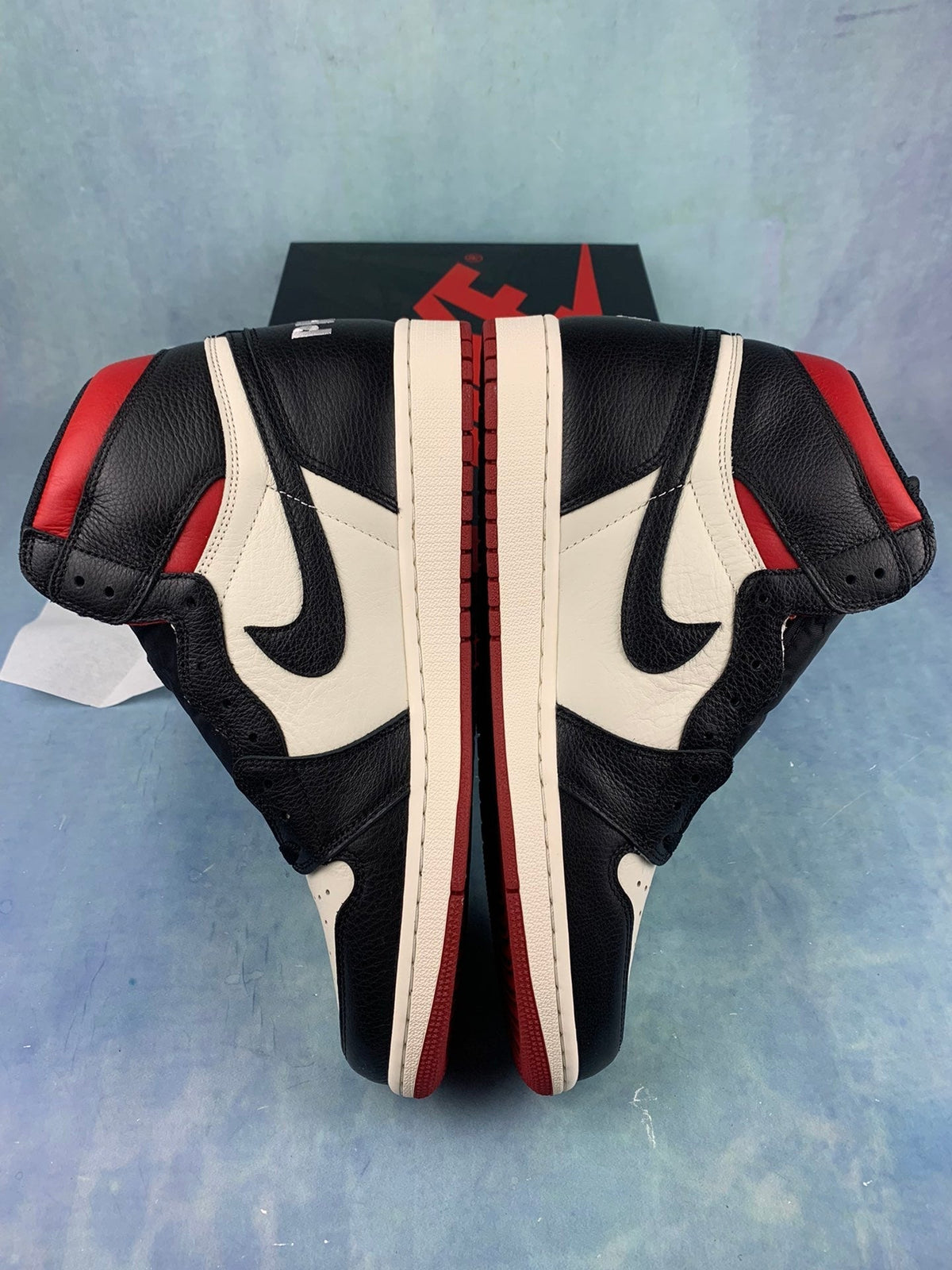 Air Jordan 1 High - Unisex Sneakers Style 31 detail view 3