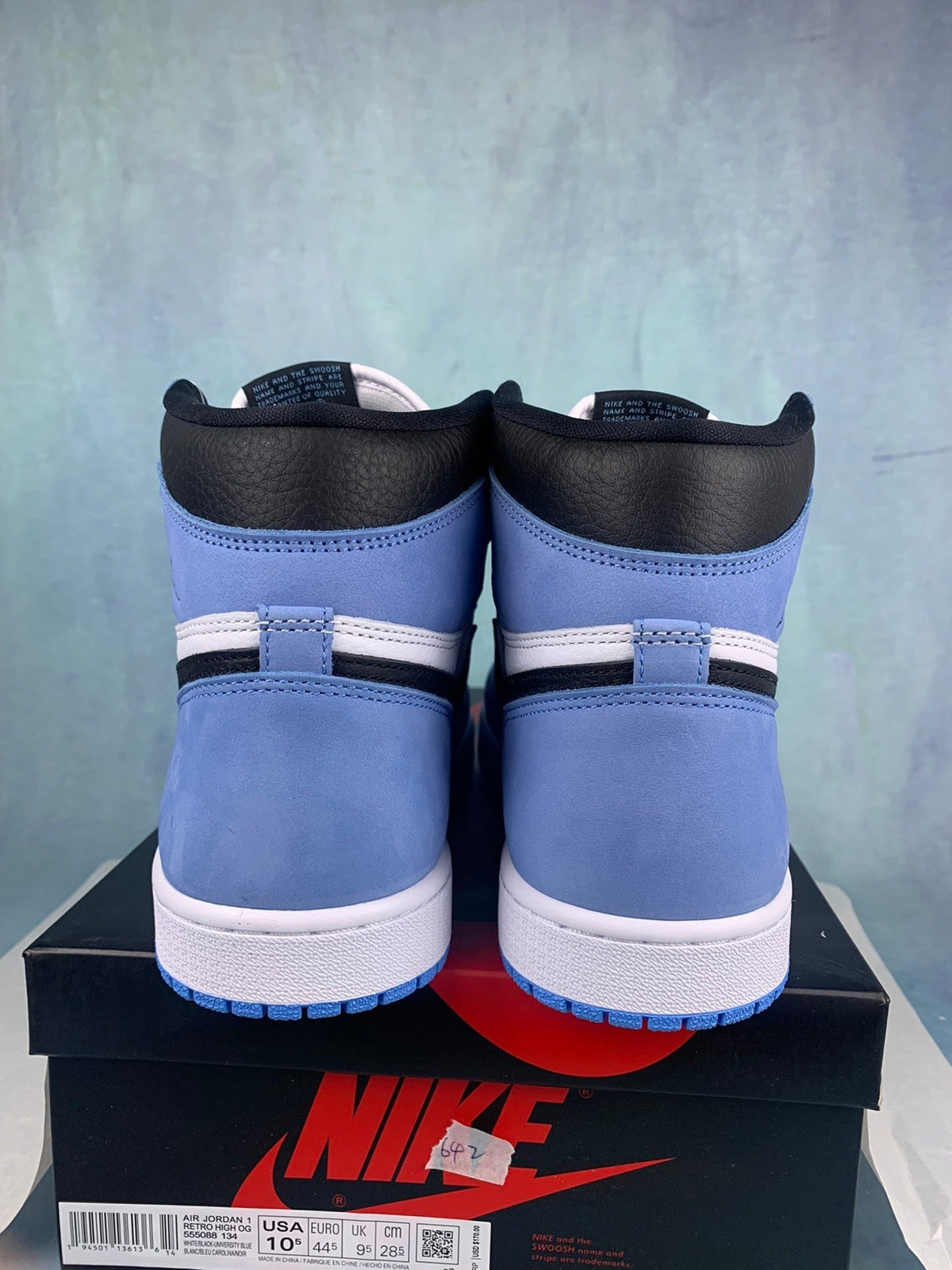 Air Jordan 1 High University Blue 555088-134 Unisex Sneakers detail view 5