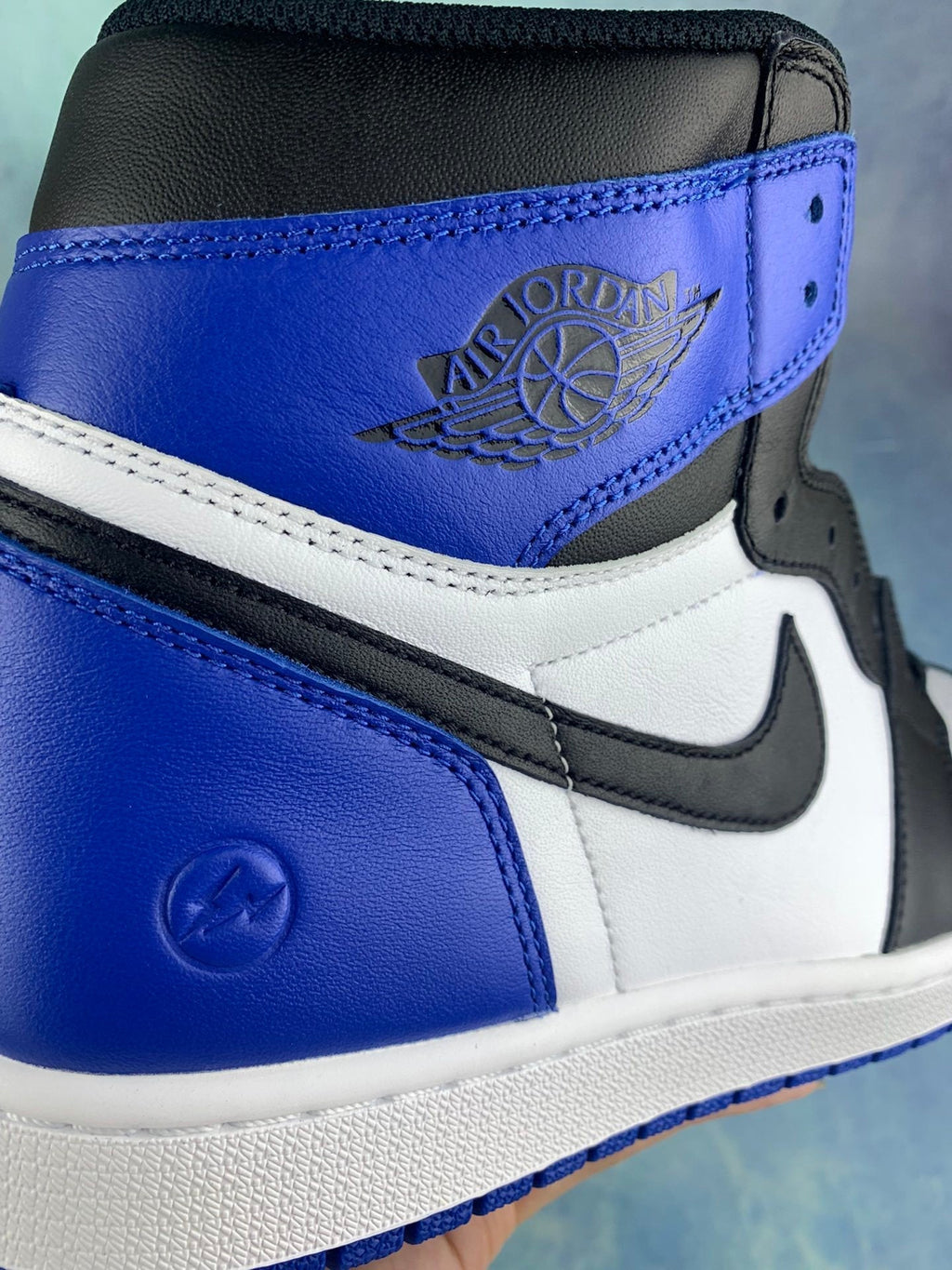 Air Jordan 1 High - Unisex Sneakers Style 35 detail view 6