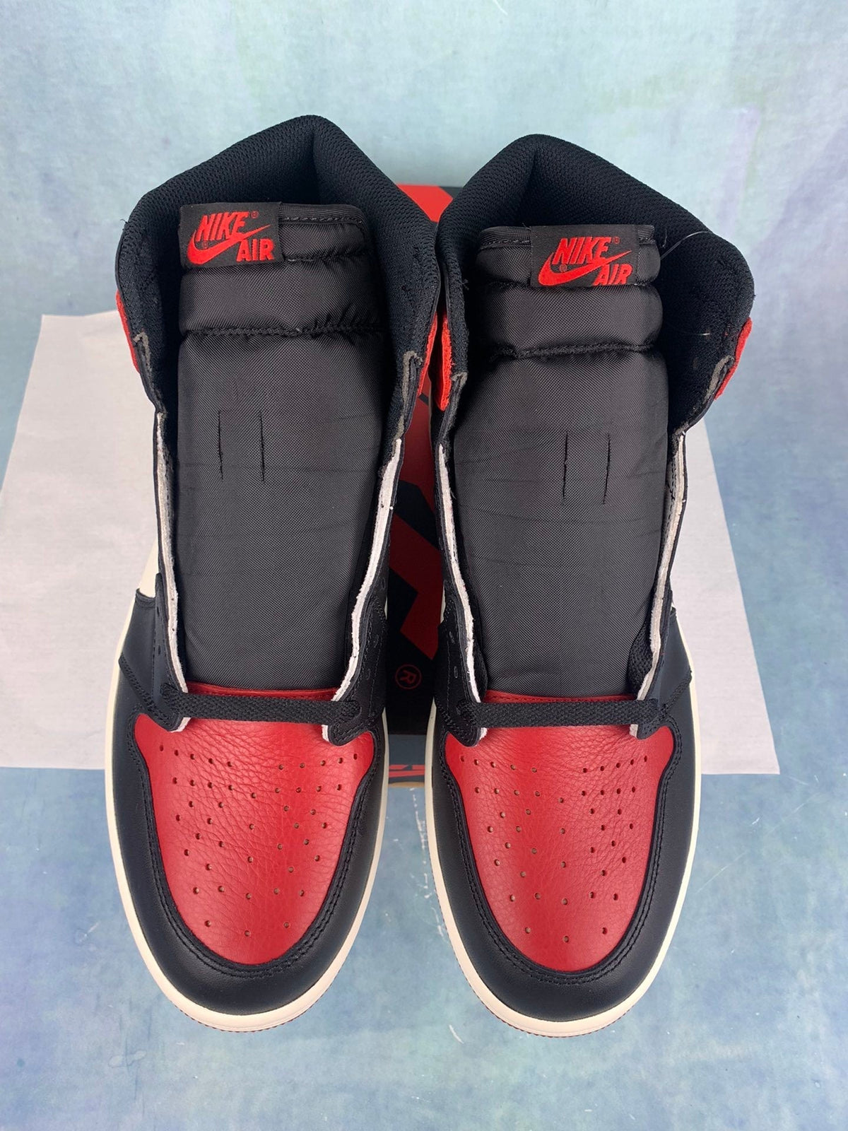 Air Jordan 1 High Black Toe 555088-610 Unisex Sneakers detail view 4
