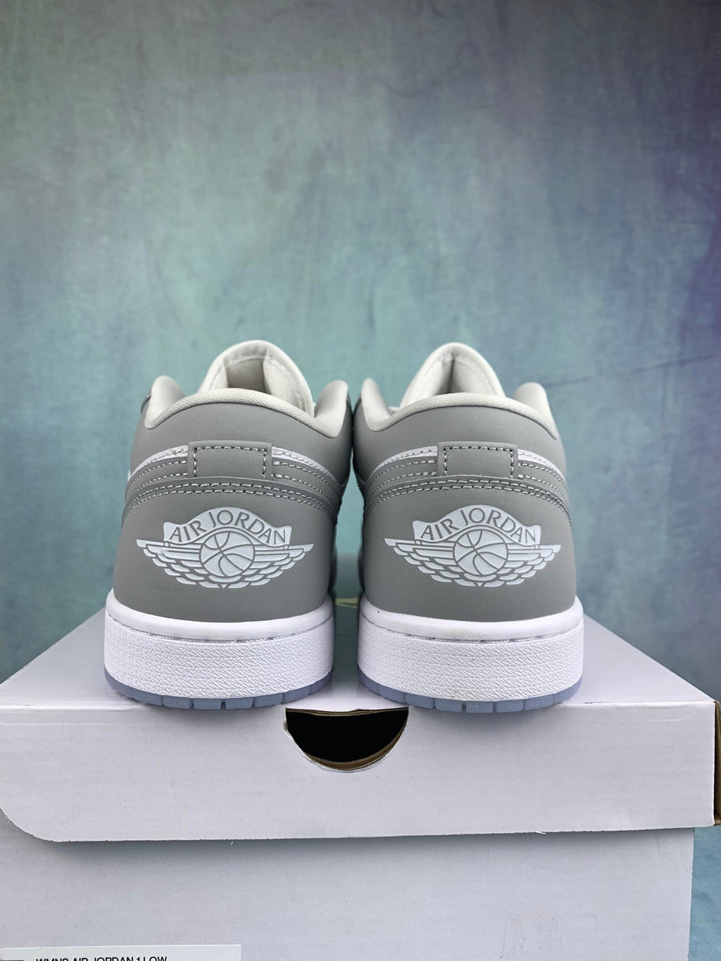 Air Jordan 1 Low Fog Grey Unisex Sneakers DC0774-105 detail view 5