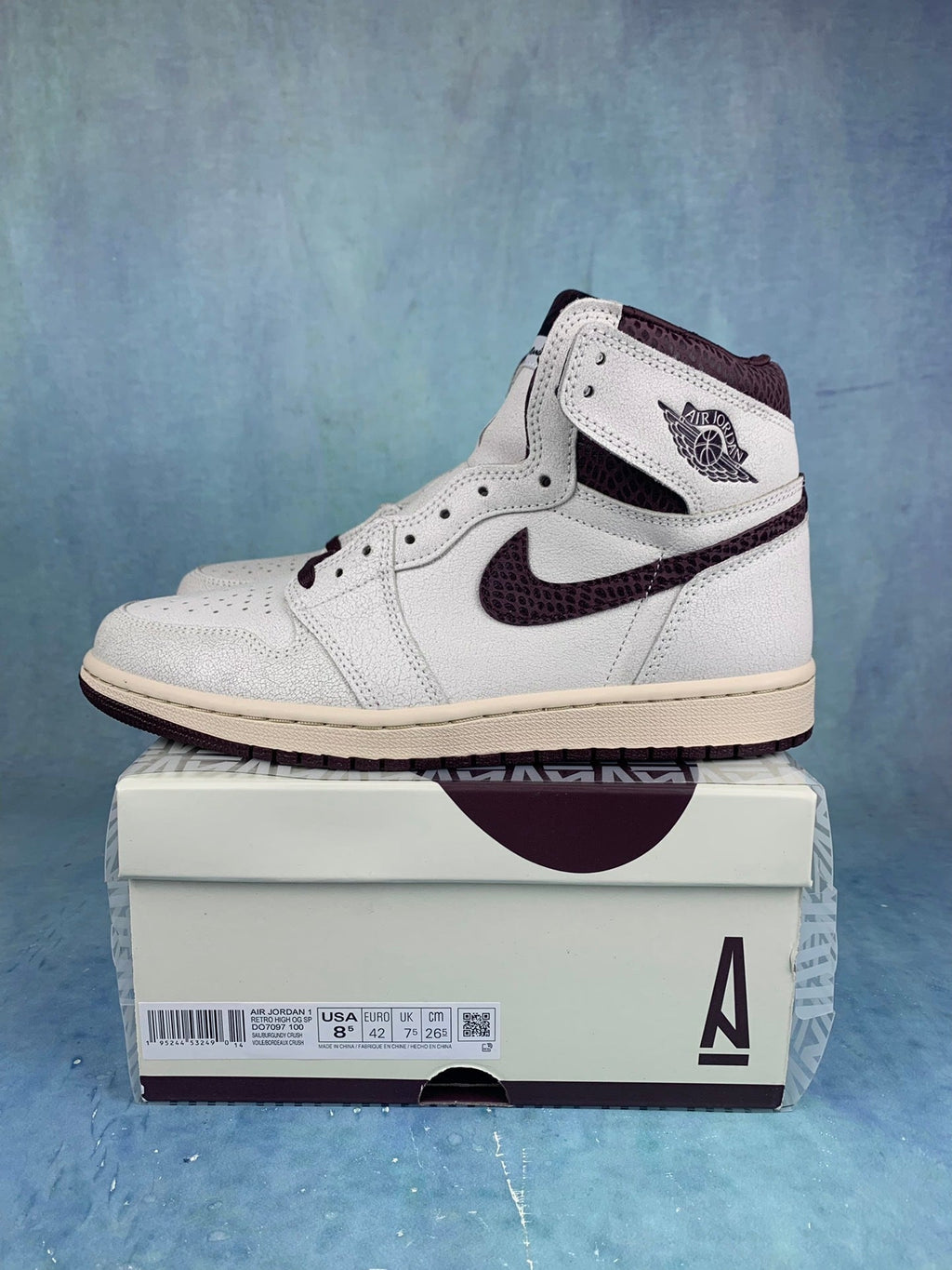 Air Jordan 1 High Cracked Snakeskin Unisex Sneakers DO7097-100 detail view 2