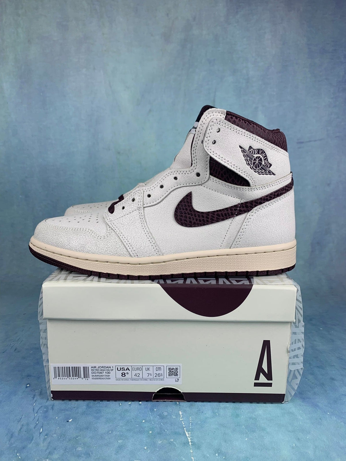 Air Jordan 1 High Cracked Snakeskin Unisex Sneakers DO7097-100 detail view 2
