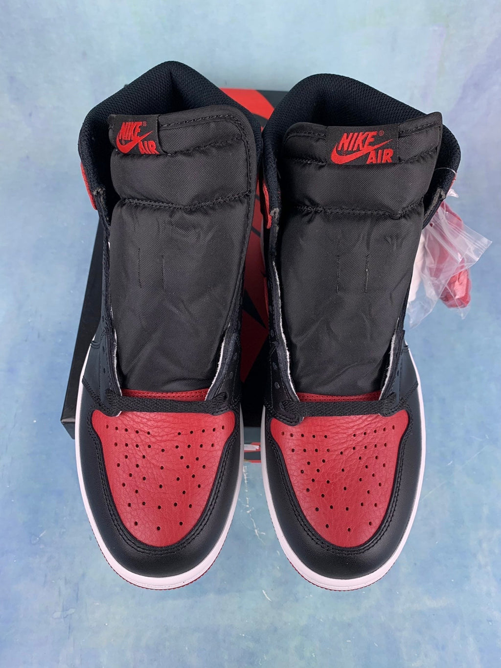 Air Jordan 1 High Banned Black/Red 555088-001 Unisex Sneakers detail view 5