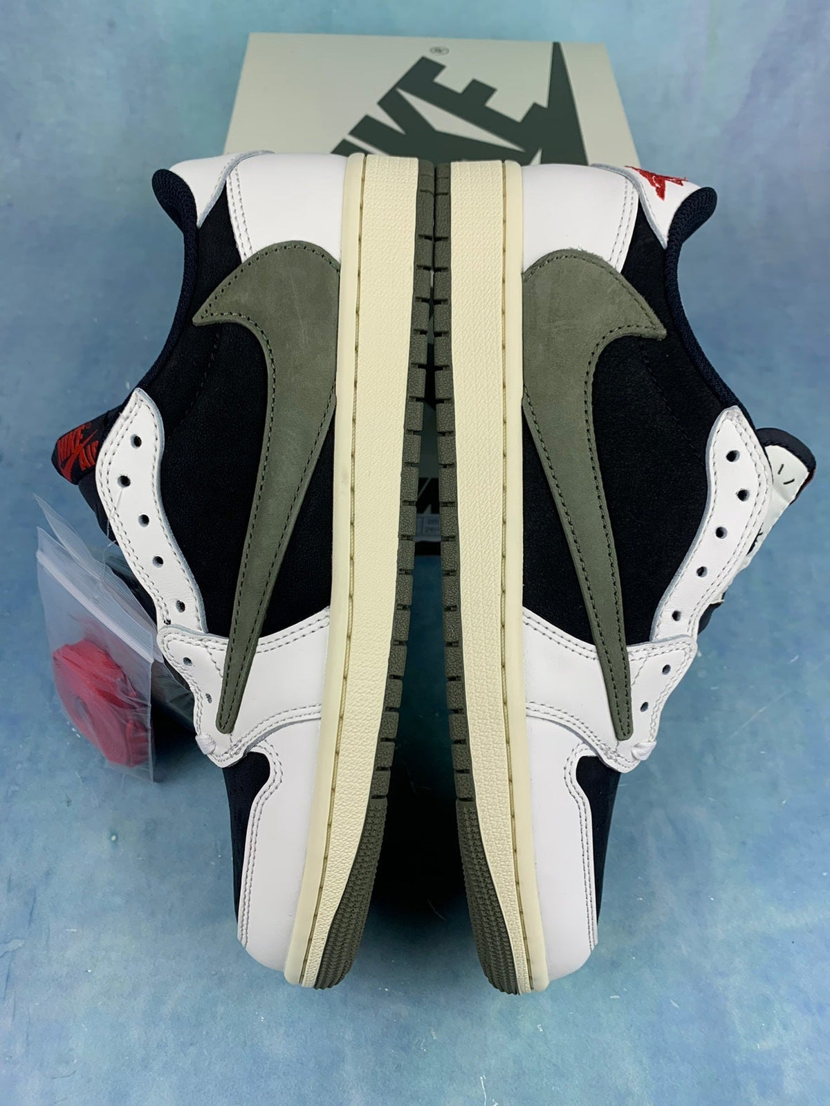 Air Jordan 1 Low Black/Green Olive 5.0 Unisex Sneakers DZ4137-106 detail view 3