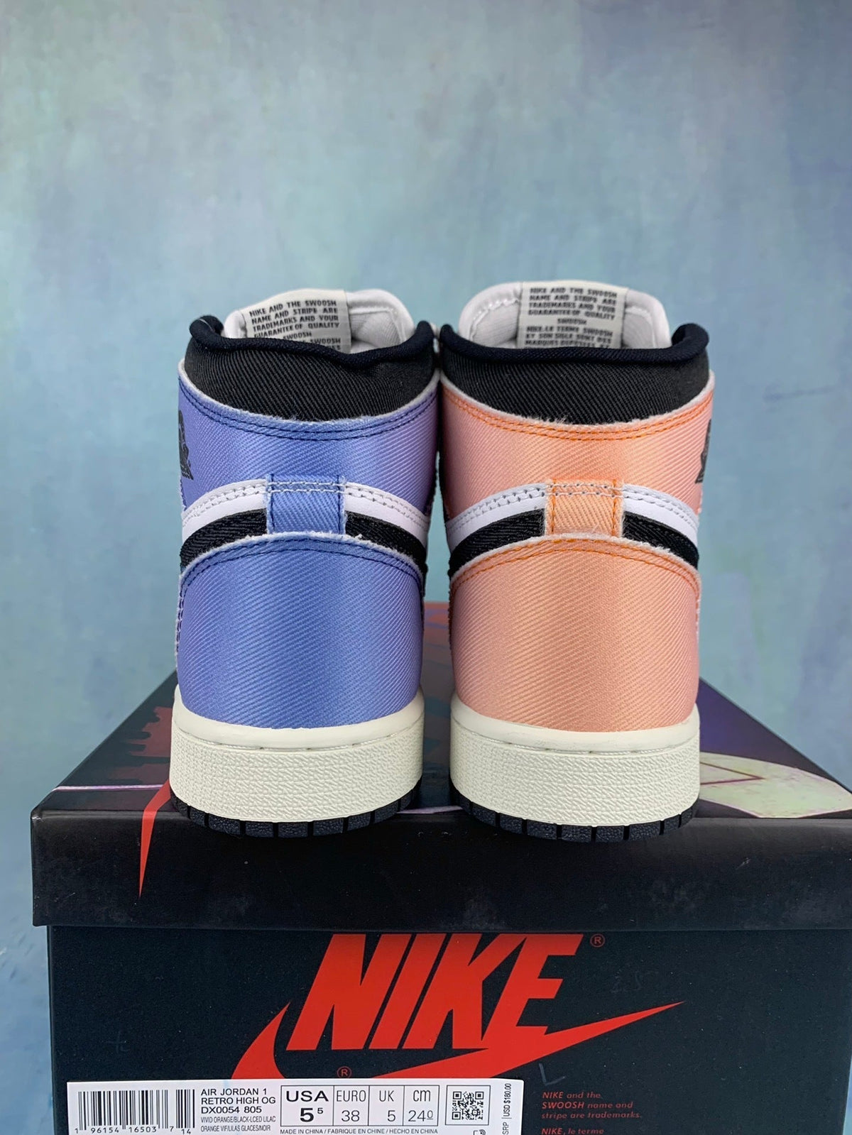 Air Jordan 1 High Craft White-to-Purple Gradient Unisex Sneakers detail view 5