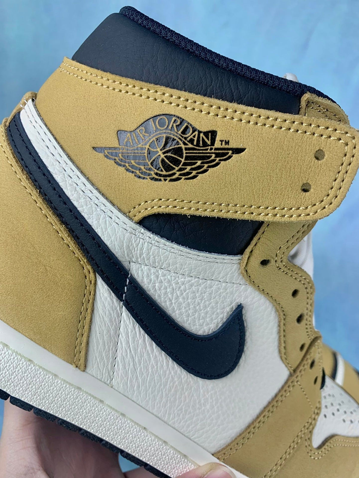 Air Jordan 1 High - Unisex Sneakers Style 26 detail view 6