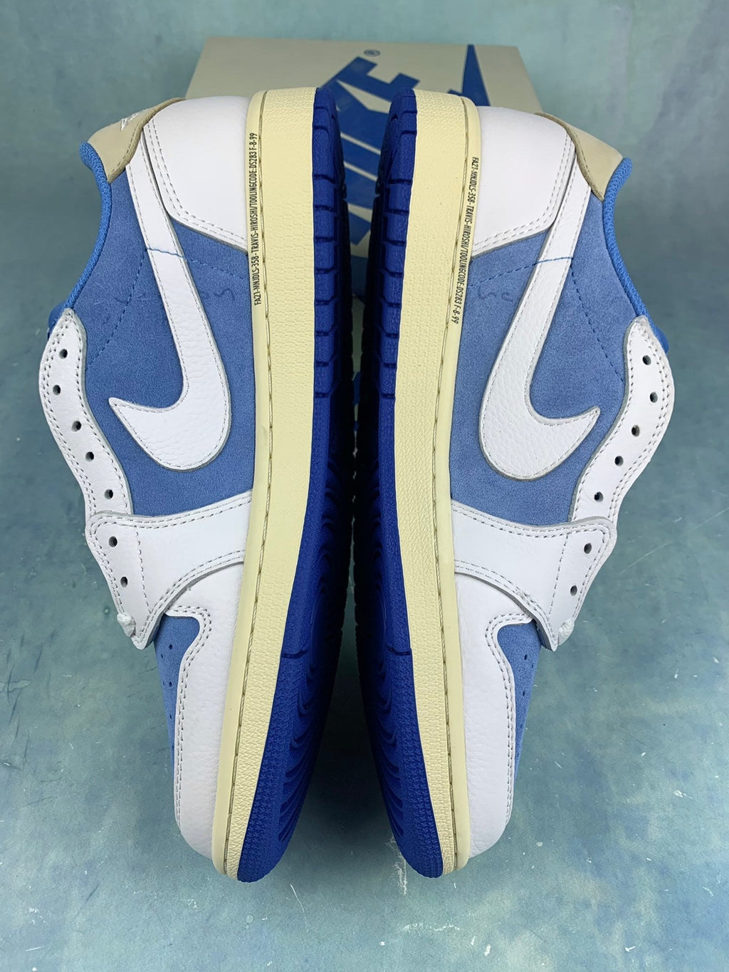 Air Jordan 1 Low White/Treasure Blue Unisex Sneakers DM7866-134 detail view 4