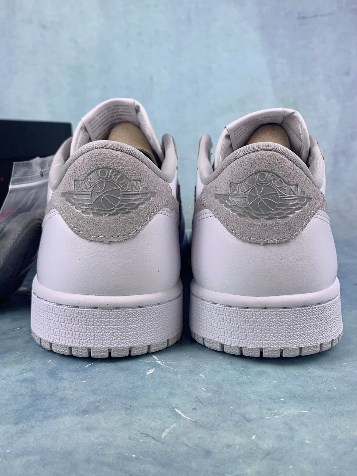Air Jordan 1 Low White/Grey Unisex Sneakers CZ0790-100 detail view 6