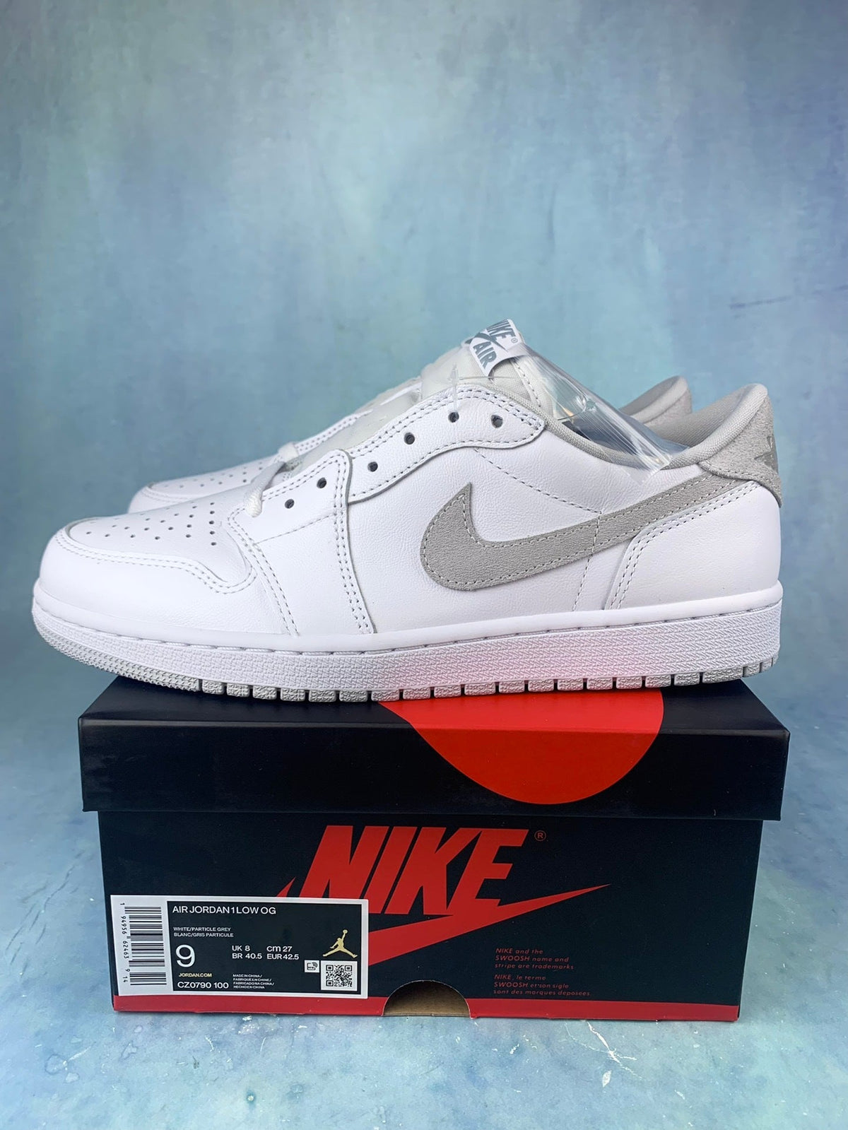 Air Jordan 1 Low White/Grey Unisex Sneakers CZ0790-100 detail view 2