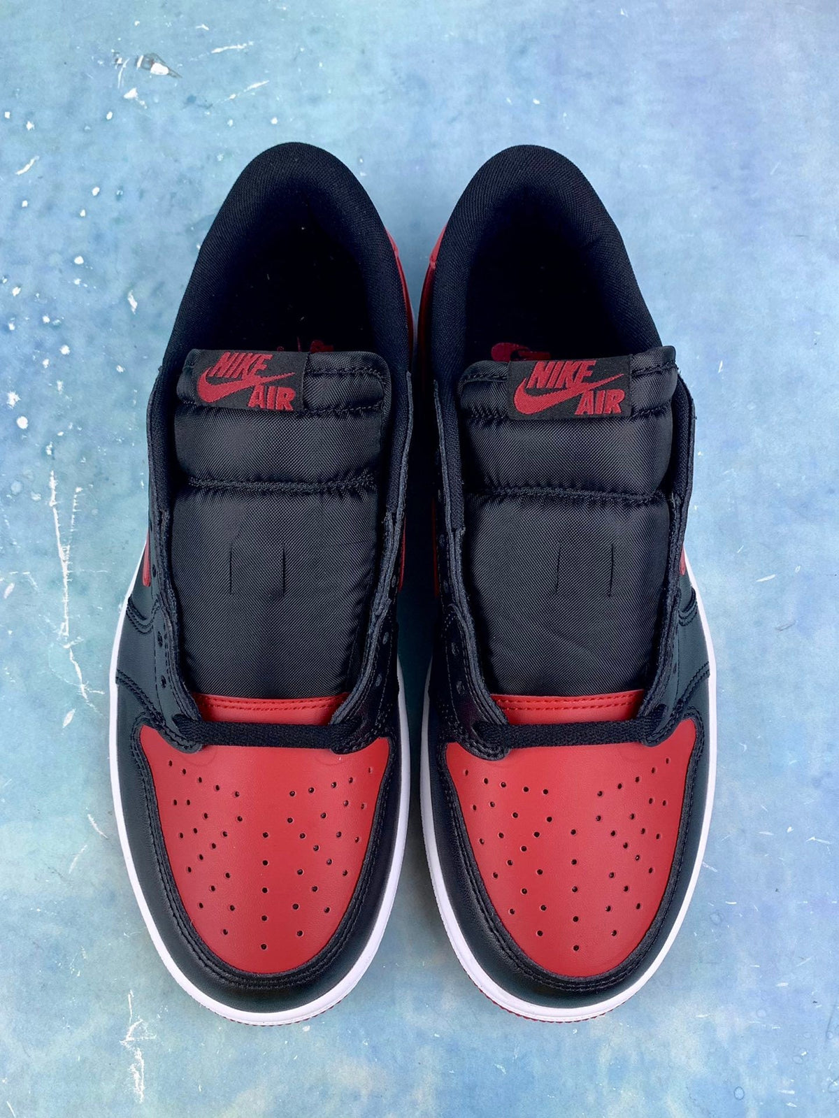 Air Jordan 1 Low Bred Black/Red 705329-001 Unisex Sneakers detail view 4
