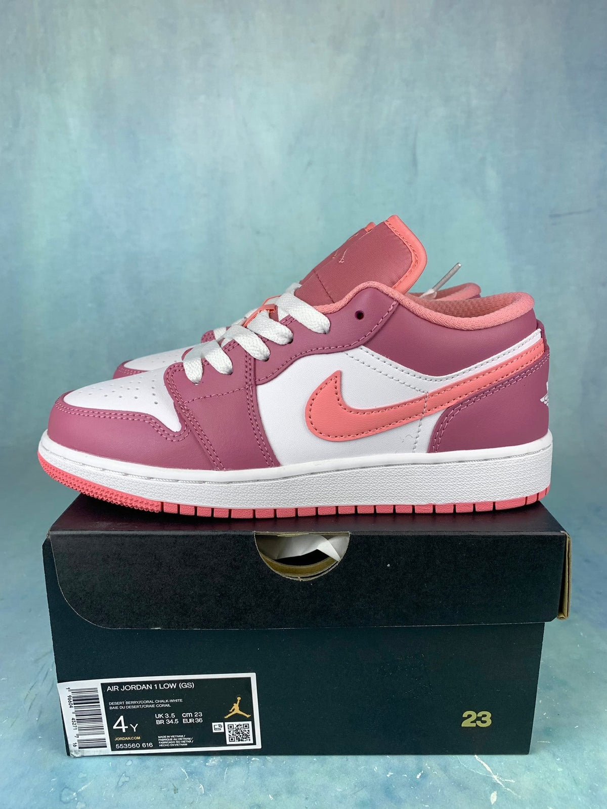 Air Jordan 1 Low Low- White/Pink 553560-616 Unisex Sneakers detail view 2