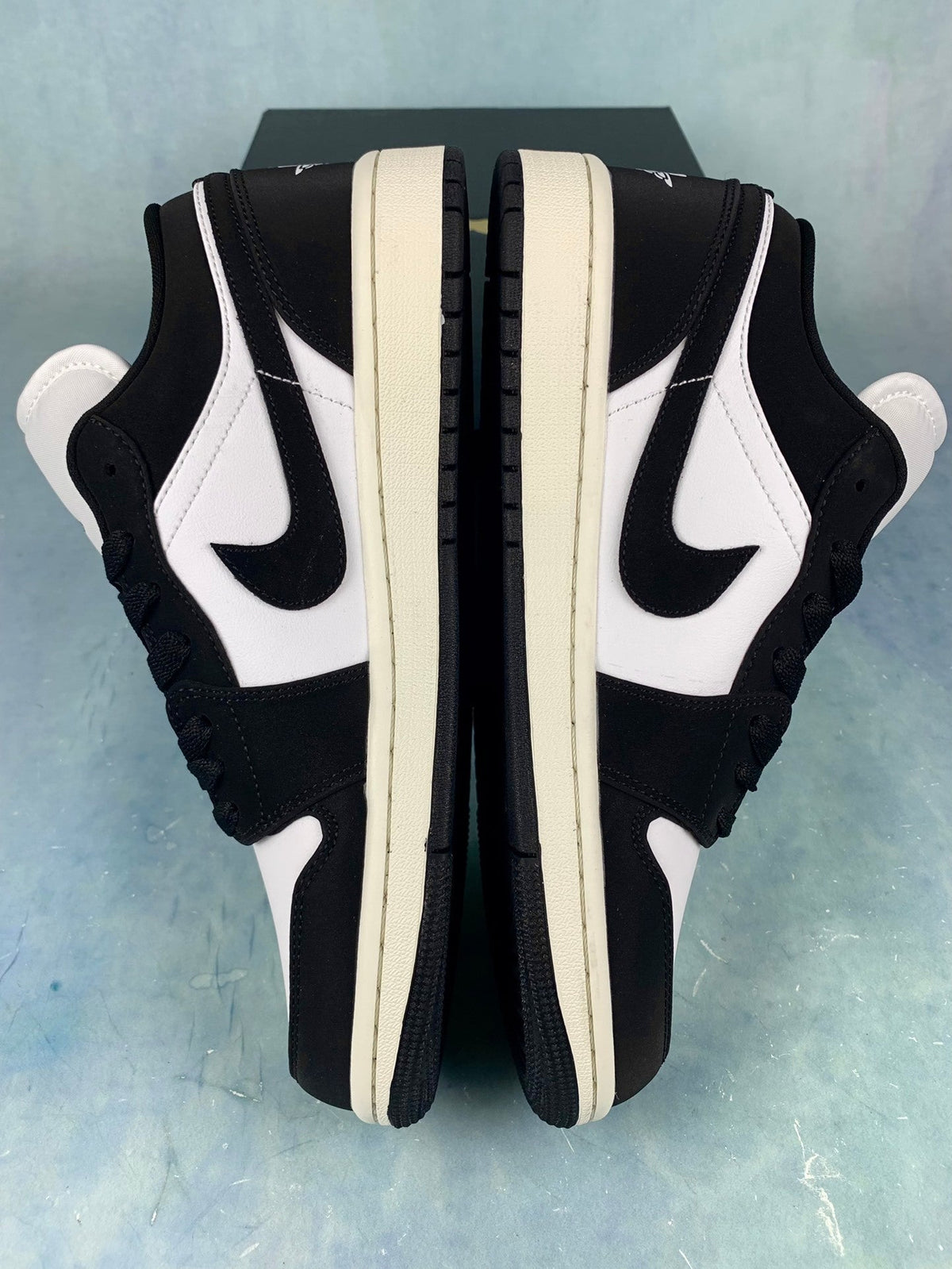 Air Jordan 1 Low Vintage Panda Unisex Sneakers FB9893-101 detail view 5