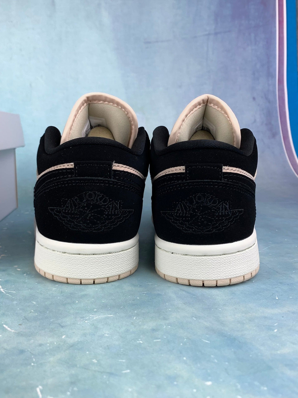 Air Jordan 1 Low Milk Tea Powder Unisex Sneakers DC0774-003 detail view 5