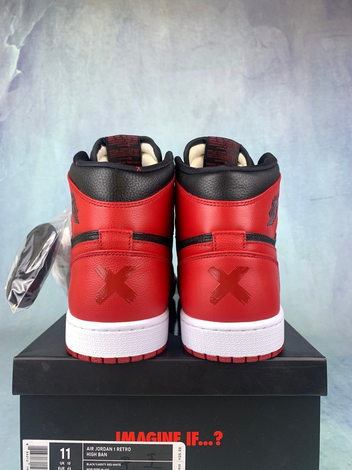 Air Jordan 1 High Black/Red Banned 432001-001 Unisex Sneakers detail view 6