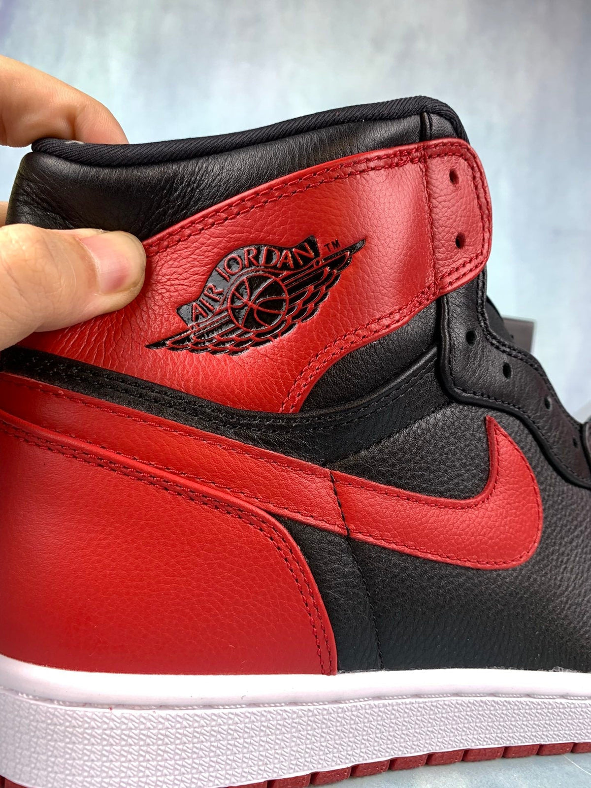 Air Jordan 1 High Black/Red Banned 432001-001 Unisex Sneakers detail view 7