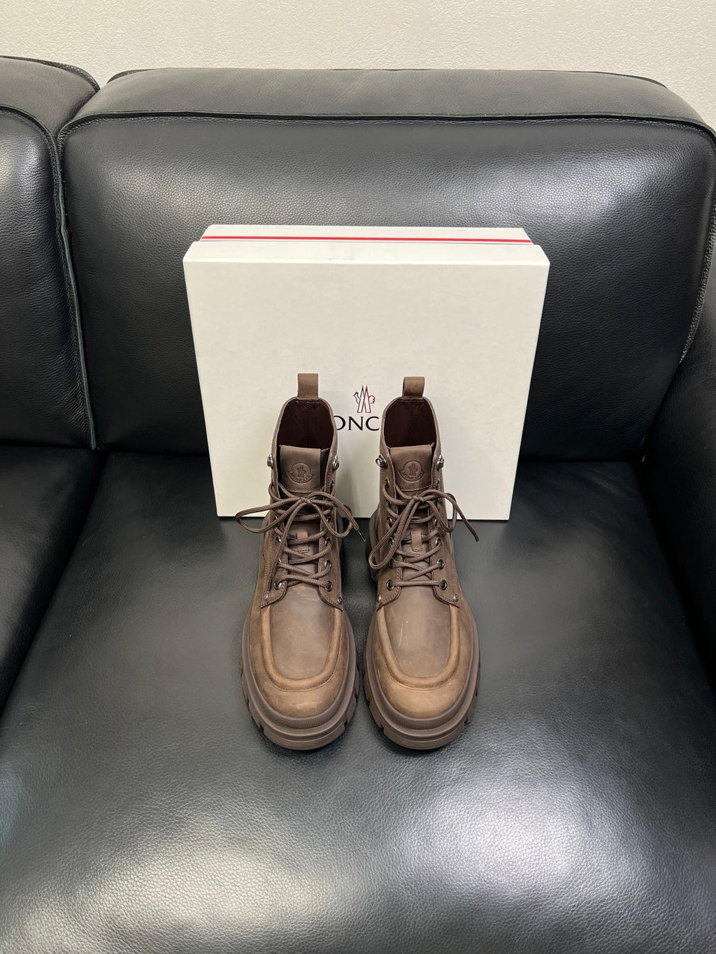 2025SS Shoelace Dr. Martens Boots THOM TREND