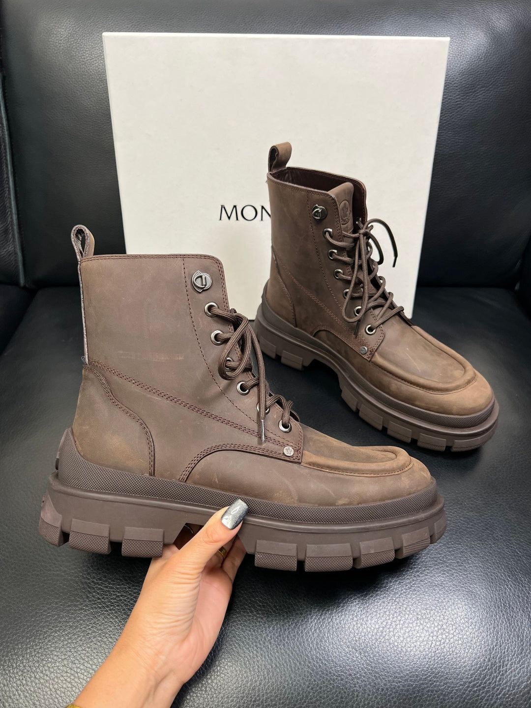 2025SS Shoelace Dr. Martens Boots THOM TREND