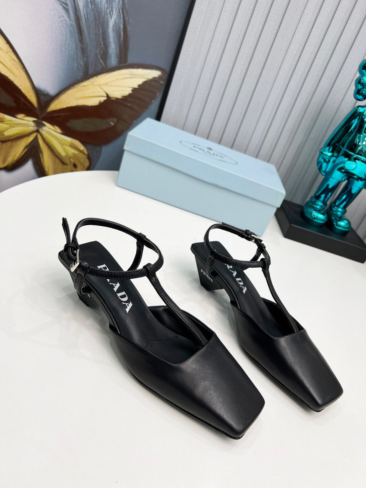 Women's sandals THOM TREND