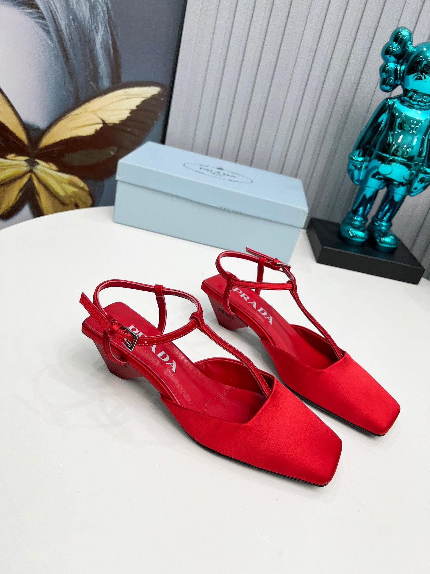 Women's sandals THOM TREND