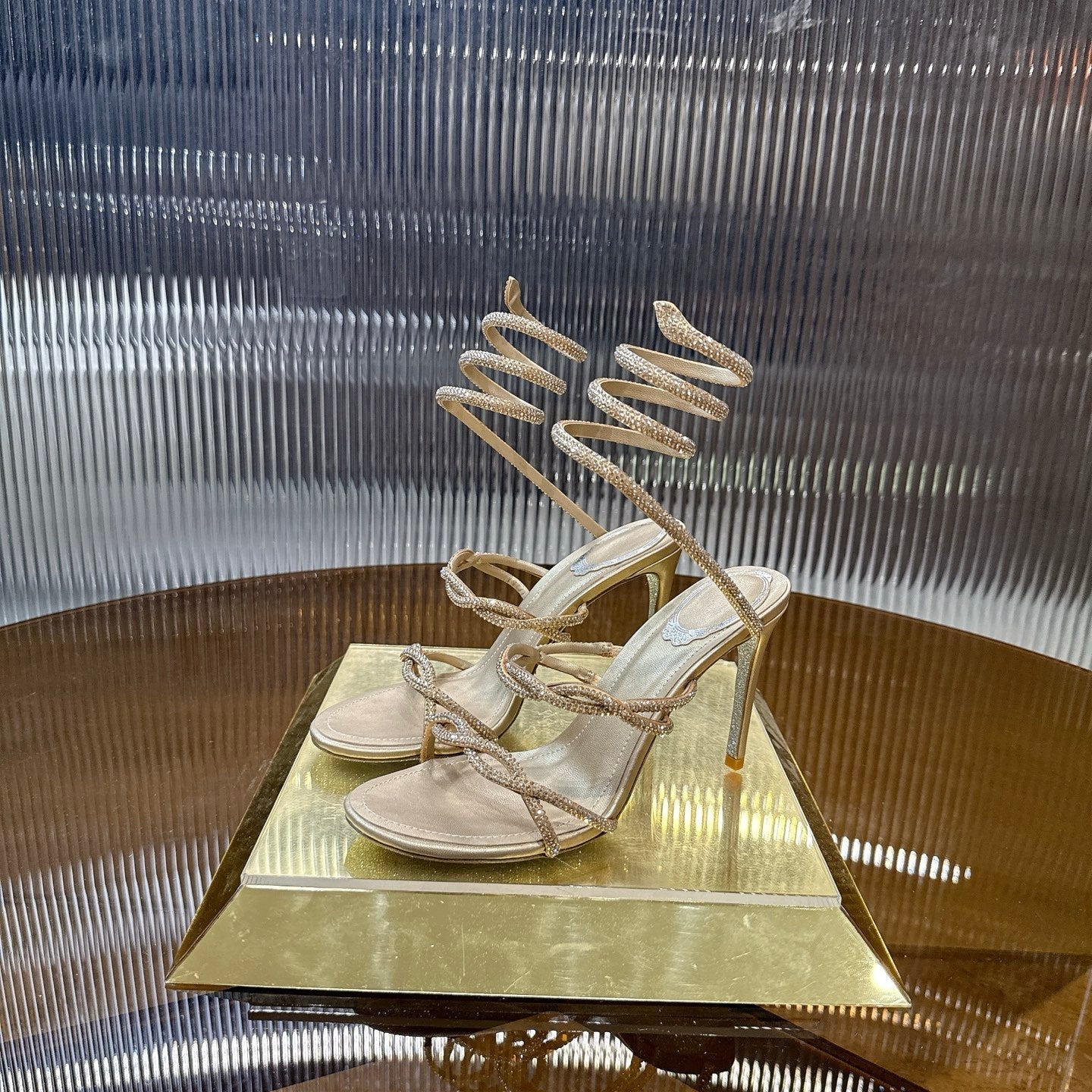 Rhinestone-encrusted high heels THOM TREND