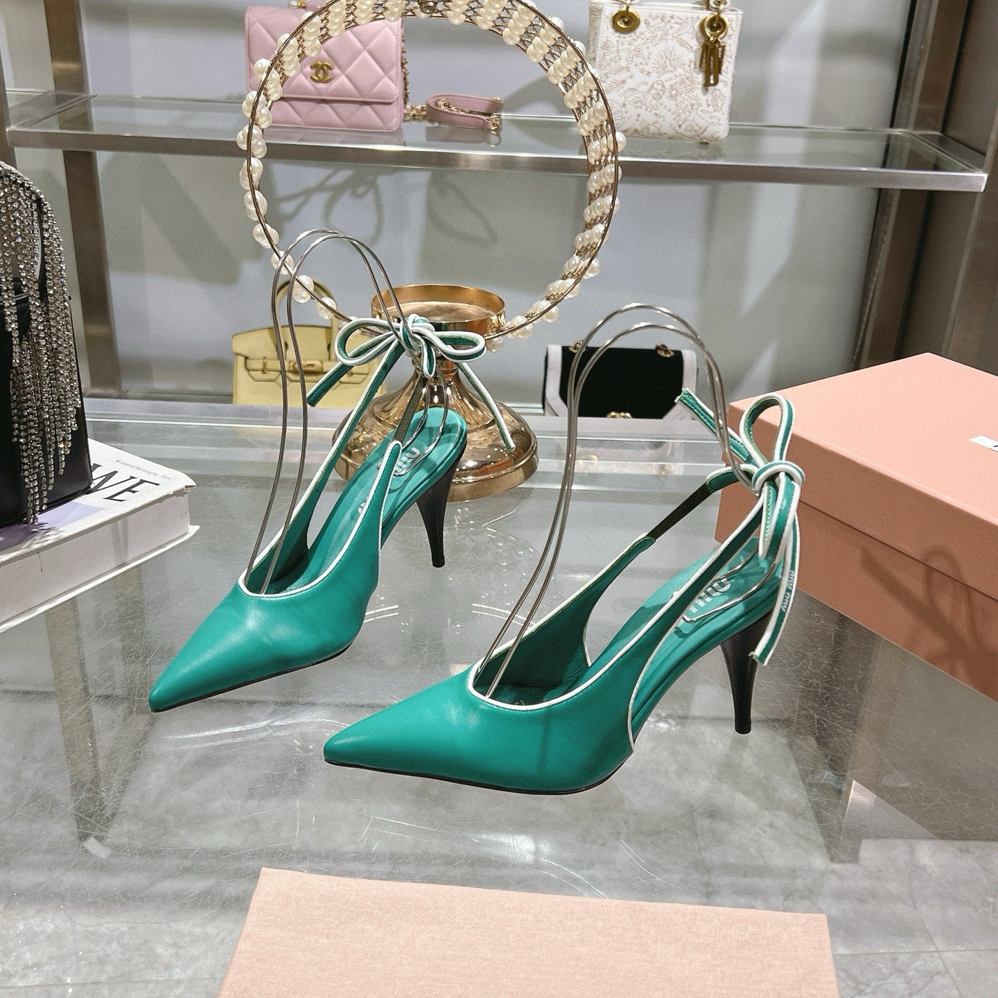 Pointed-toe high heels THOM TREND