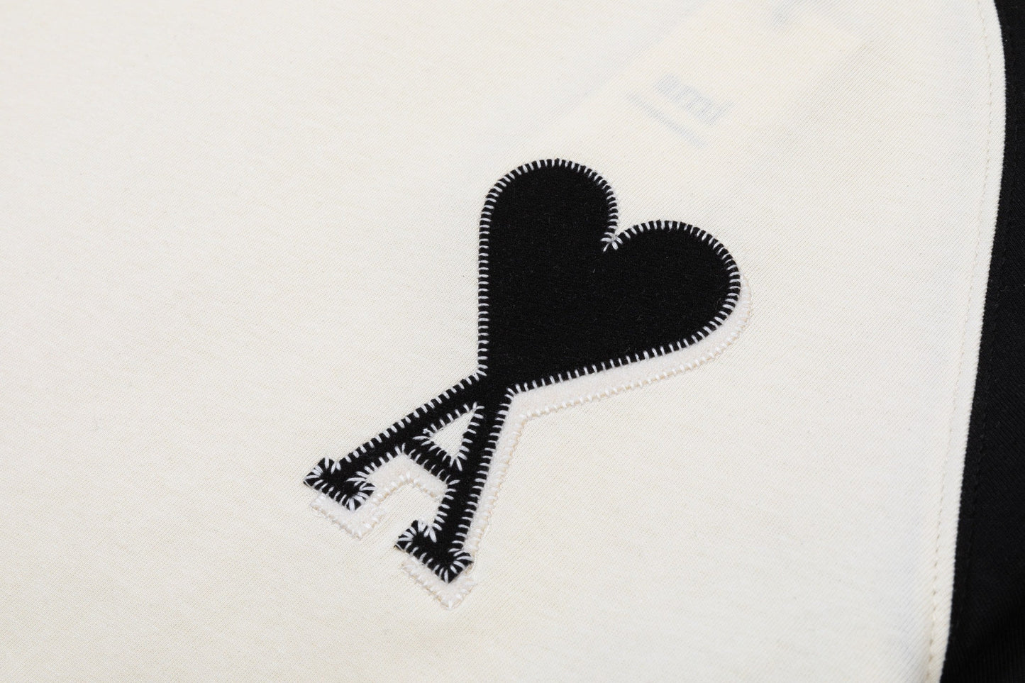 2026 AMI PARIS Unisex  T-shirt THOM TREND
