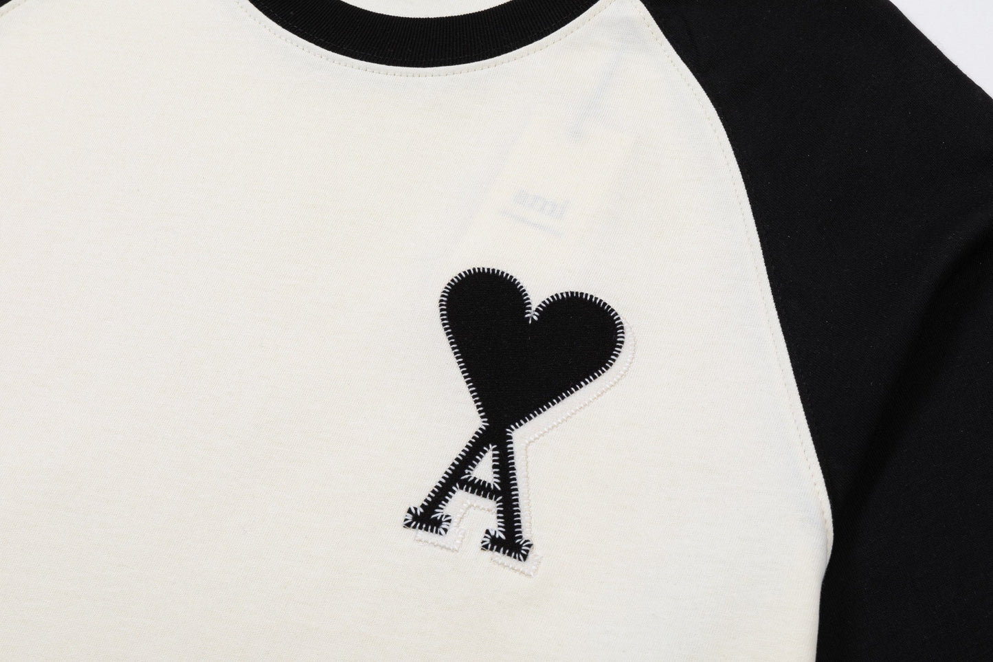 2026 AMI PARIS Unisex  T-shirt THOM TREND