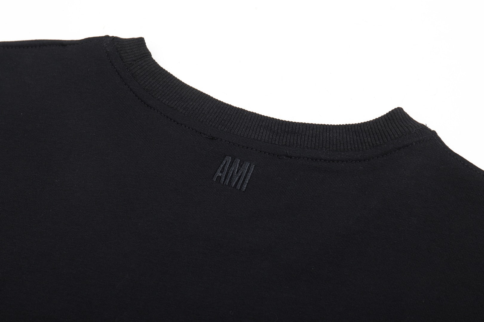 2026 AMI PARIS Unisex  T-shirt THOM TREND