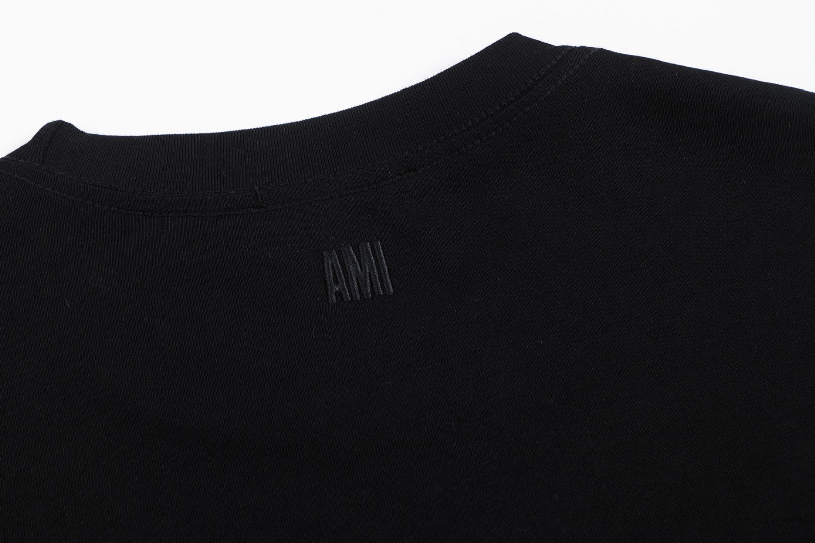 2026 AMI PARIS Unisex  T-shirt THOM TREND