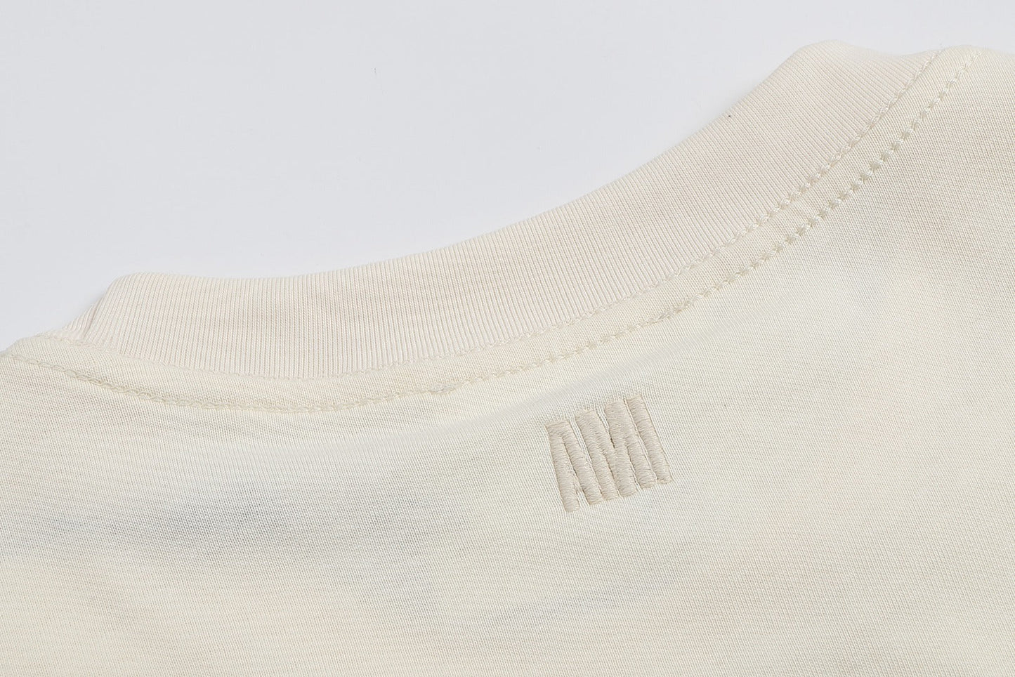 2026 AMI PARIS Unisex  T-shirt THOM TREND