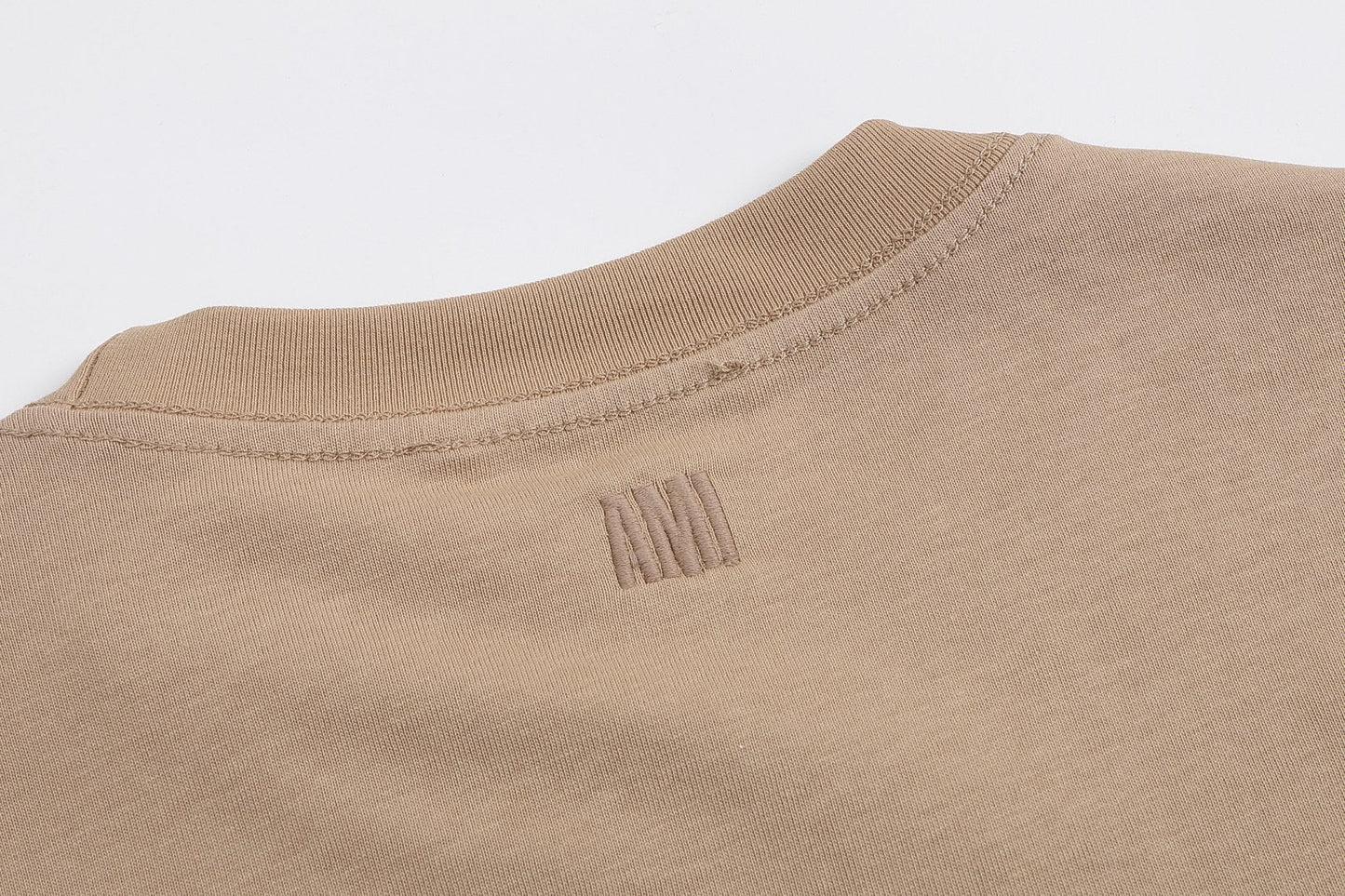 2026 AMI PARIS Unisex  T-shirt THOM TREND